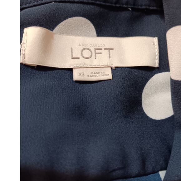 LOFT Blouse Top Career Office Professional Chic XS Navy Blue White Polka Dots - Picture 5 of 7